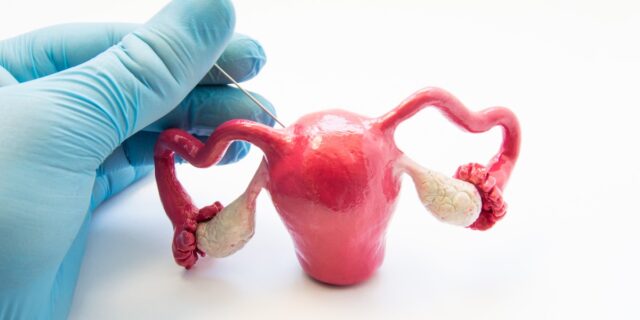 scratching endometriale